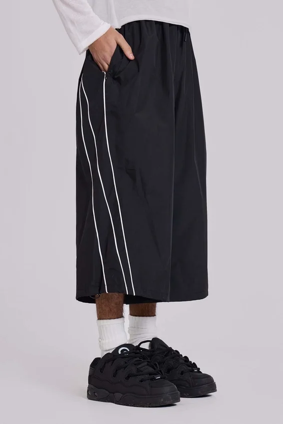 Black Vapor 3/4 Shorts