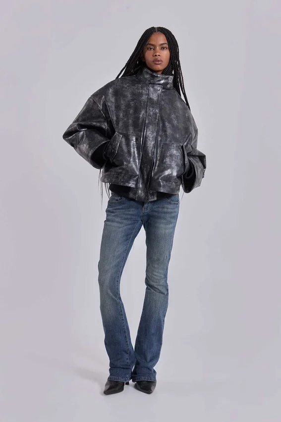 Cooper Bootcut Jeans in Mid Blue