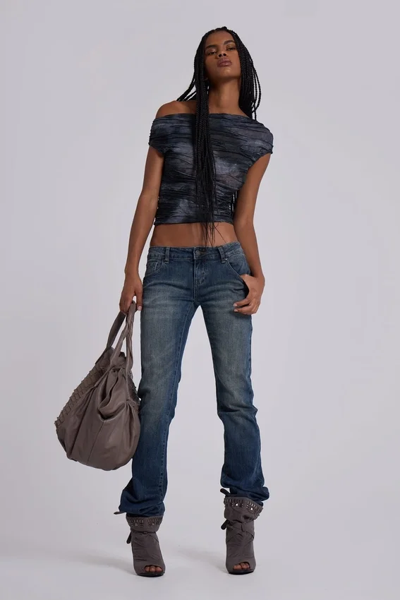 Cooper Bootcut Jeans in Mid Blue