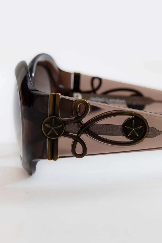 Majorette Oversized Round Sunglasses in Brown