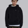 Pullover Bitten Hoodie in Black