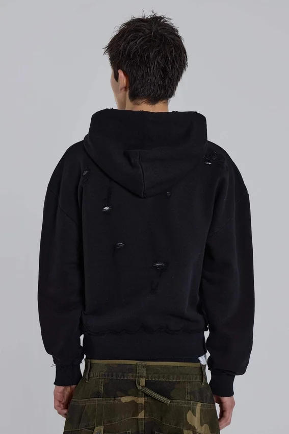 Pullover Bitten Hoodie in Black
