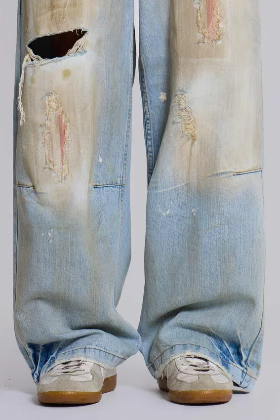 Reef Dirty-Wash Colossus Jeans