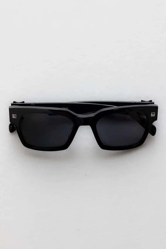 Riot Buckle Sunglasses