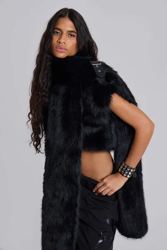 Saskia 2-in-1 Faux Fur Shrug in Black